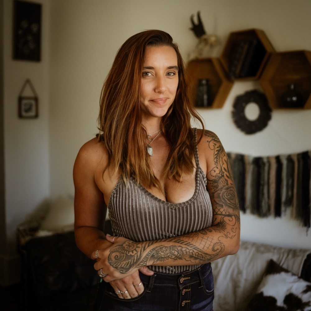 Meet your Posher, Carlie